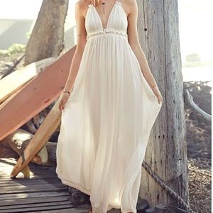 {Victoria’s Secret} White Halter Maxi Dress